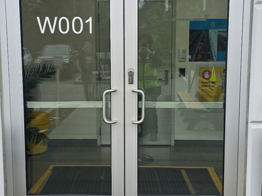 Commercial storefront glass door service